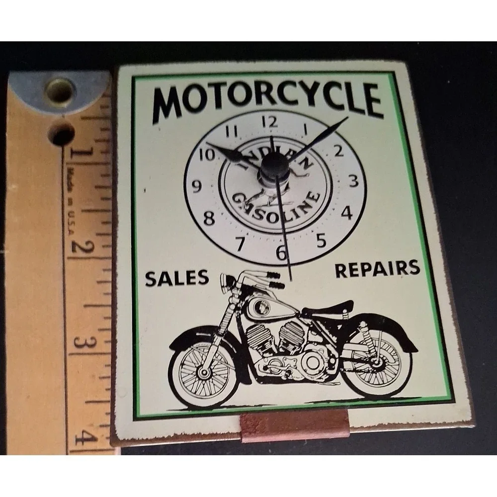 Vintage Motorcycle Sales Repairs Indian Gasoline‎ Table Clock